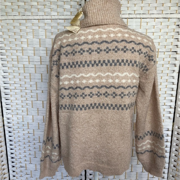 NWT Hem & Thread Fair Isle Turtle Neck Sweater Ivory and Tan with Blue colors - Picture 9 of 12